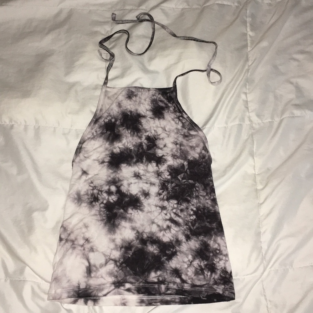 halter top